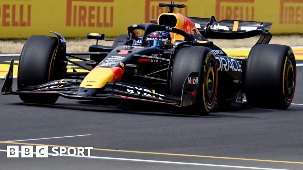 Verstappen wins US sprint to extend title lead