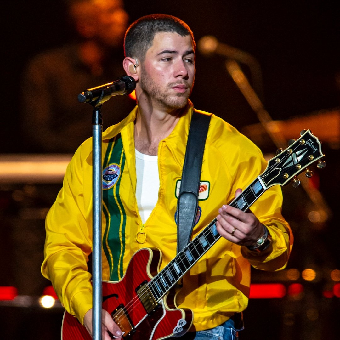  Why Nick Jonas Ran Offstage in the Middle of Jonas Brothers Concert 