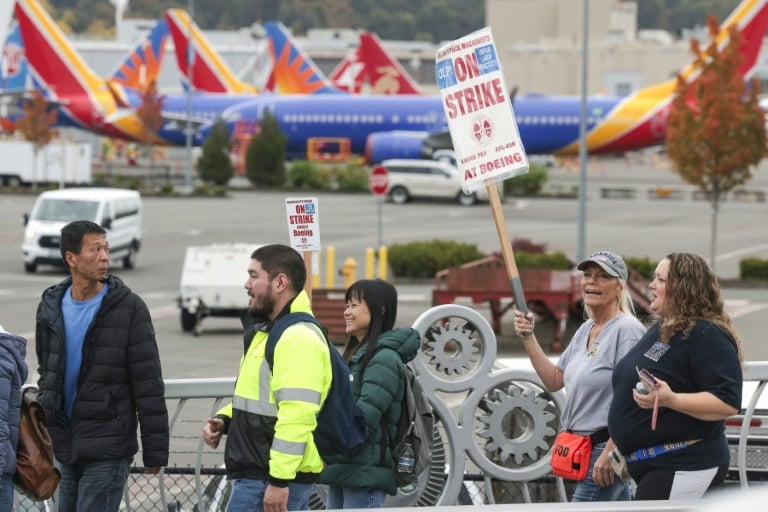 Boeing workers reject contract, extend strike: union