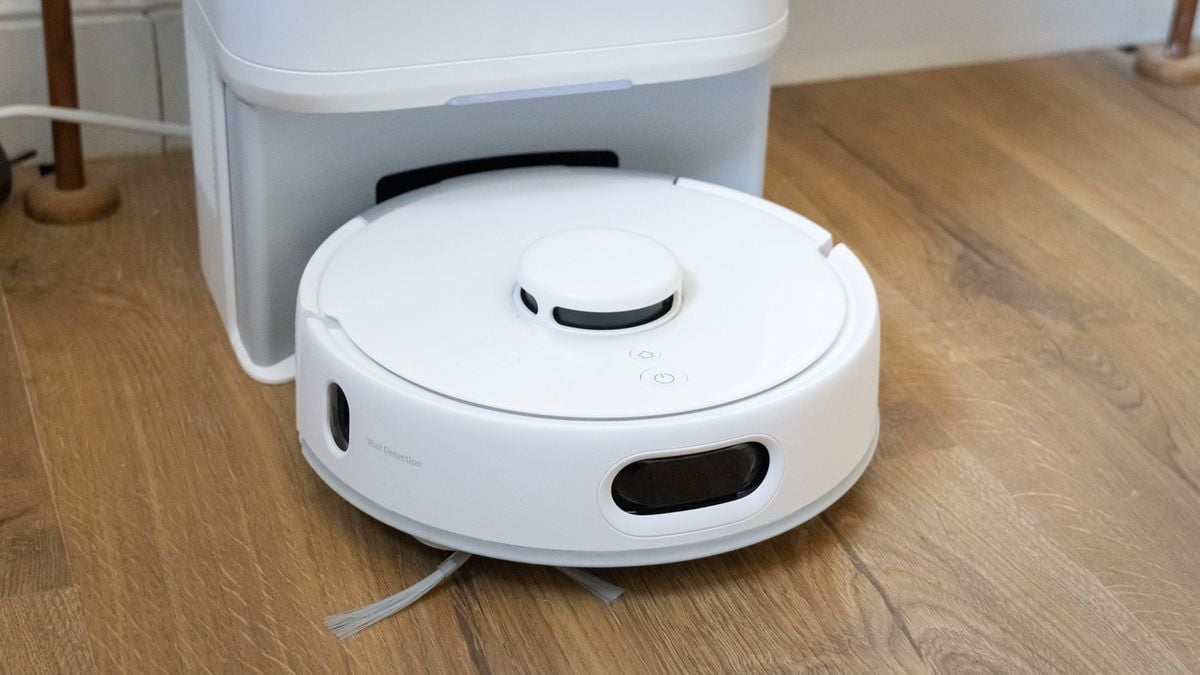 SwitchBot K10+ Pro Mini Robot Vacuum review