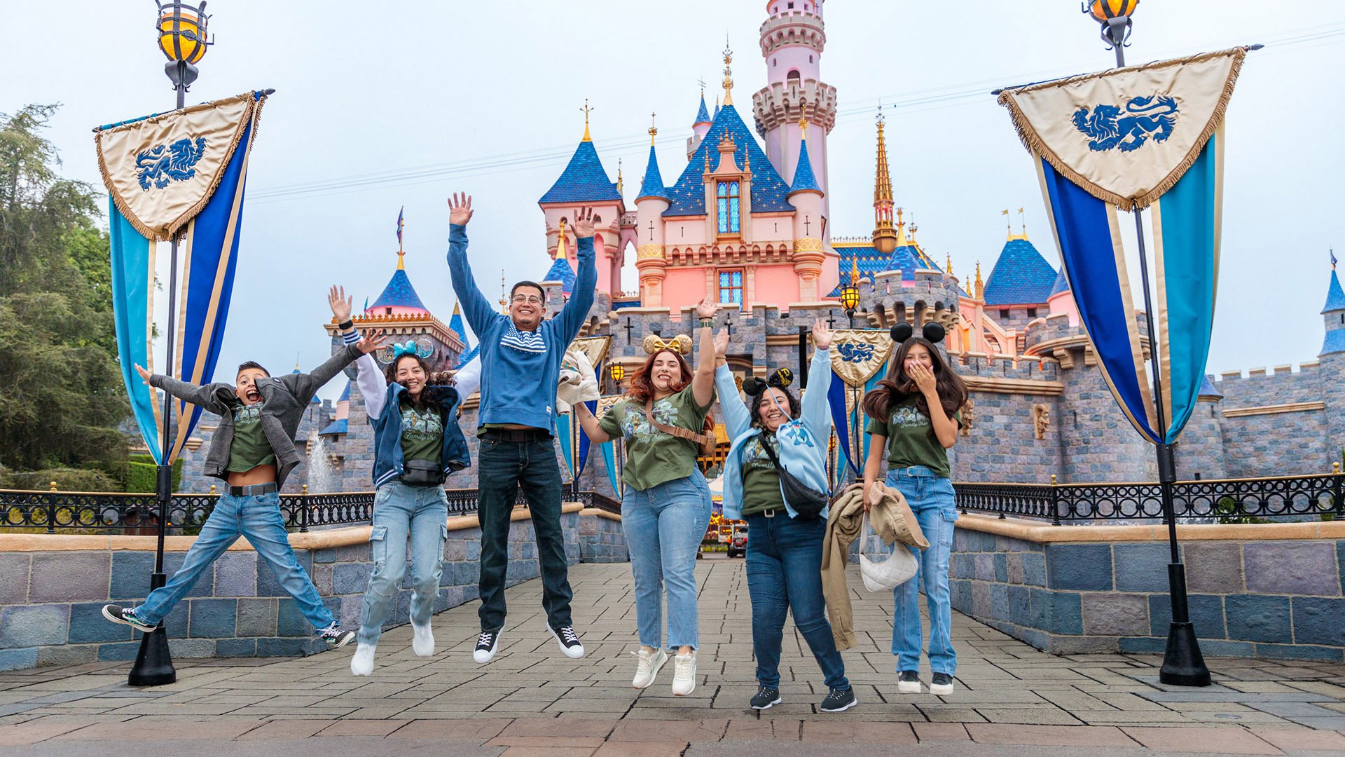 Disney Cruise Line Surprises a Deserving Veteran at Disneyland Park