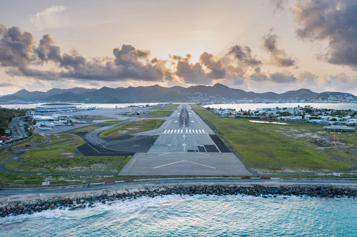 St. Maarten: Your Gateway To Caribbean Island-Hopping Adventures