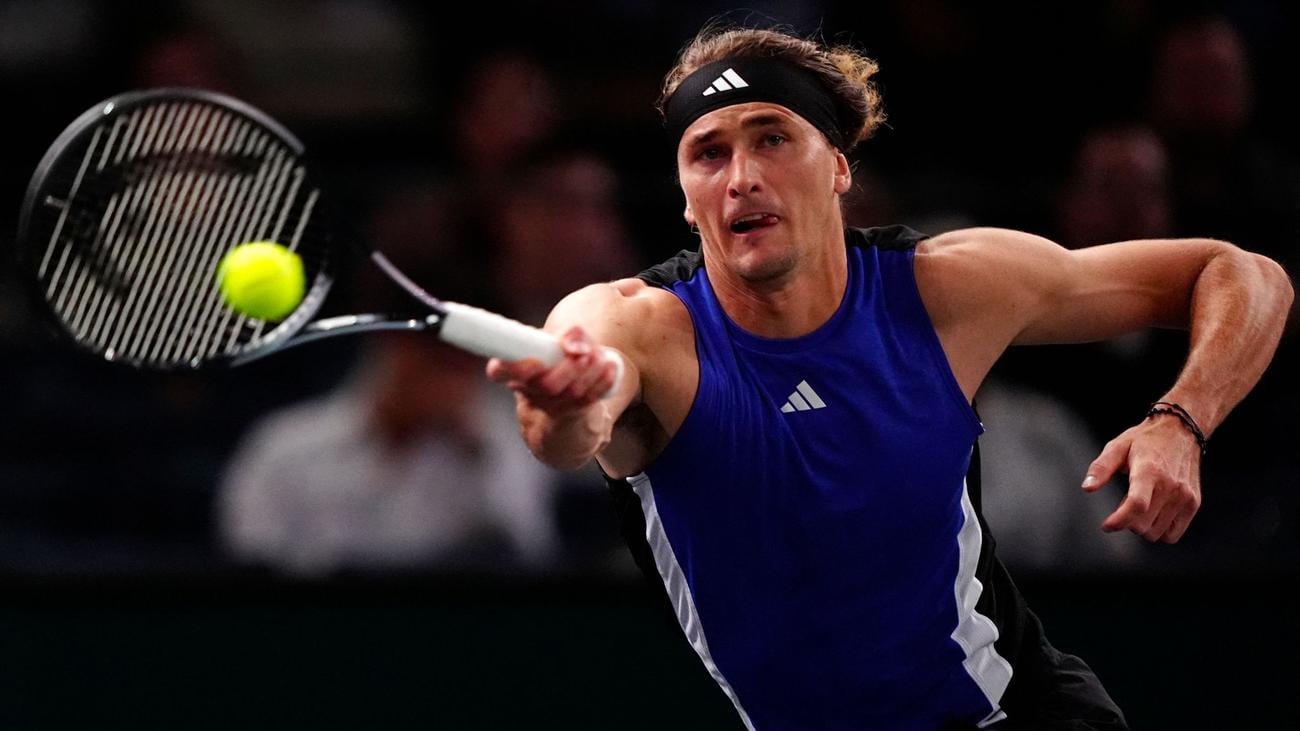 ATP-Tour: Tennisprofi Zverev in Paris weiter - Struff scheidet aus