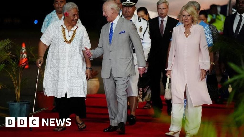 King and Queen arrive in Samoa to red carpet welcome