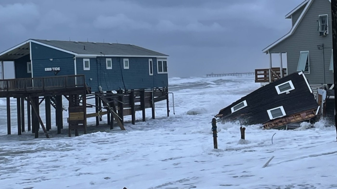 Sixth beach house collapses in North Carolina's Outer Banks in the past 6 months