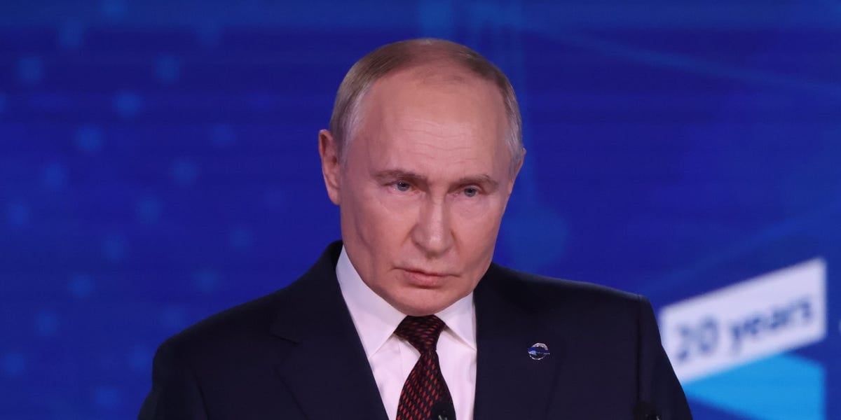 Putin lowered Russia's threshold for a nuclear attack after Ukraine got approval for deeper strikes