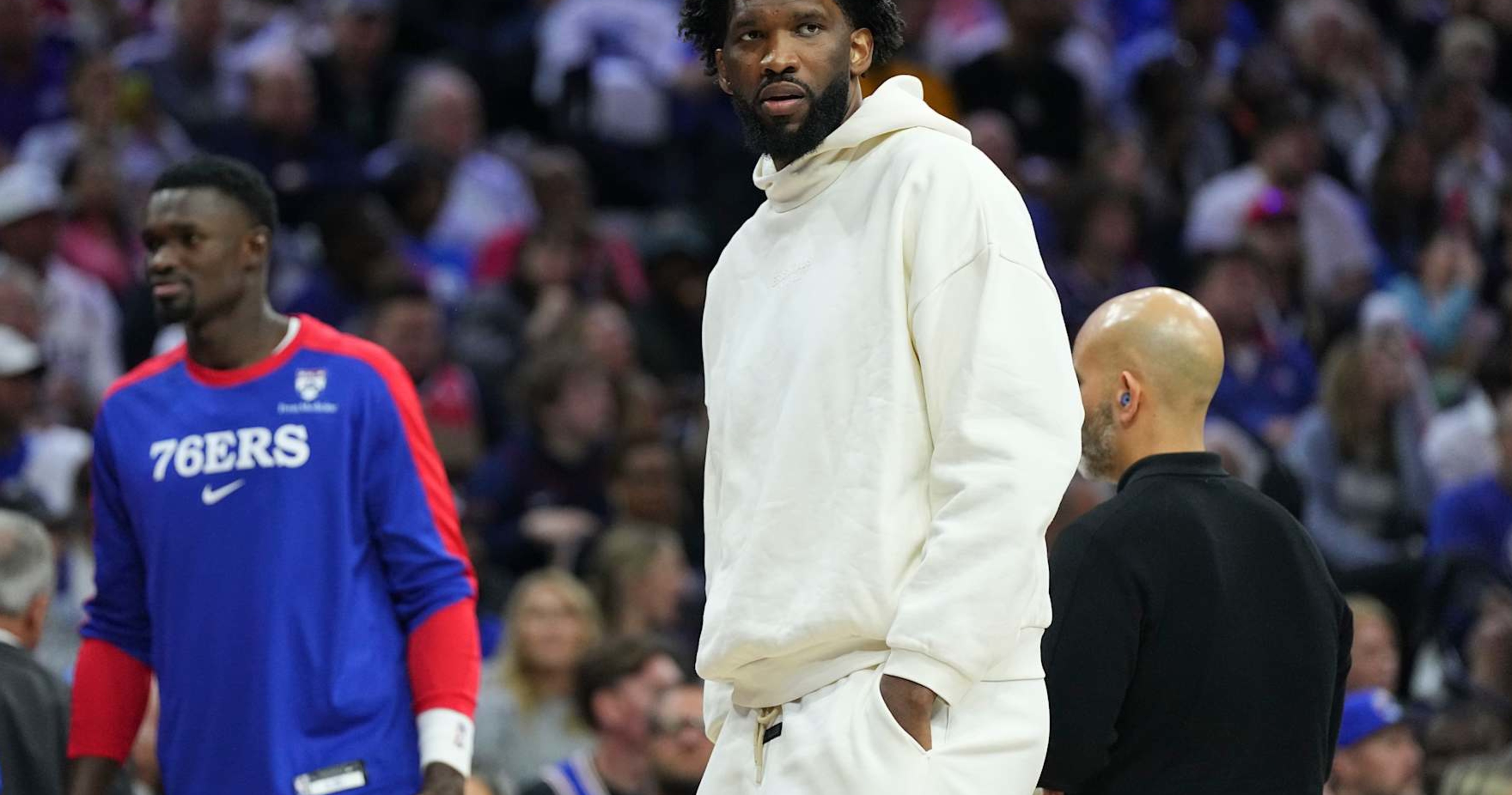 76ers Fined $100K for Joel Embiid Health Comments; NBA Confirms Star Has Knee Injury