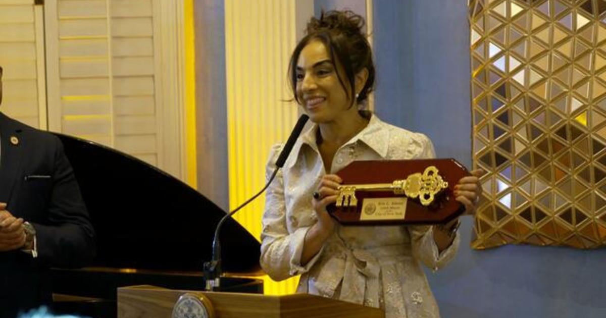 Michelle Miller honored with key to the city