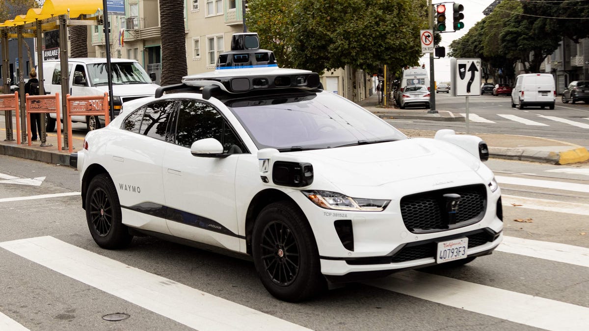 How Competent Are Waymo's Robotaxis? Wired Followed One All Day To Find Out