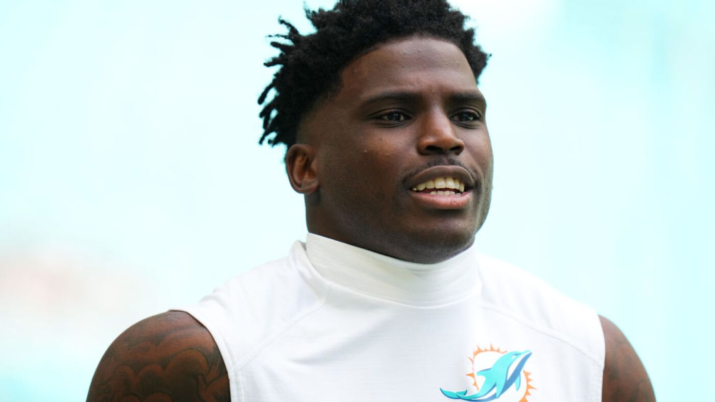 Traffic citations against Miami Dolphins star Tyreek Hill are dropped