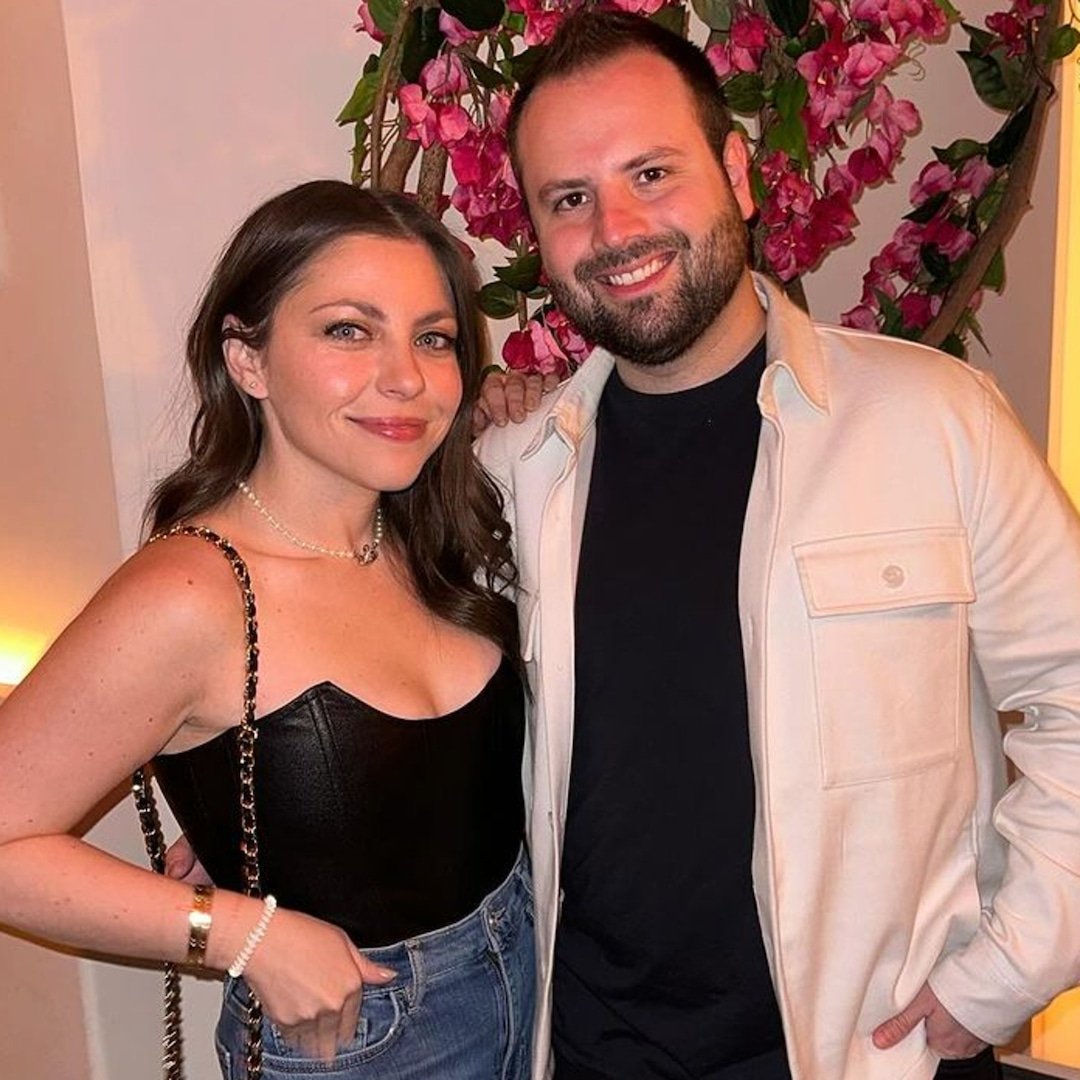  Ally Shapiro and Jordan Bilfeld Break Up 2 Months After Engagement 