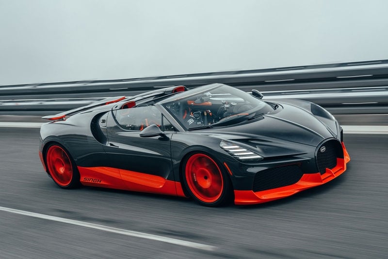 Bugatti W16 Mistral Sets New Open-Top Speed Record at Over 280 MPH