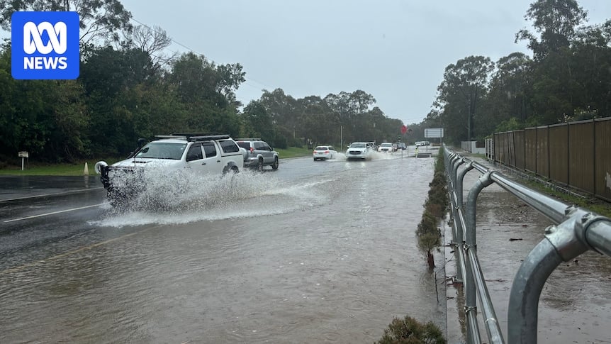 Bureau of Meteorology issues severe thunderstorm warning for heavy rain for south-east Queensland