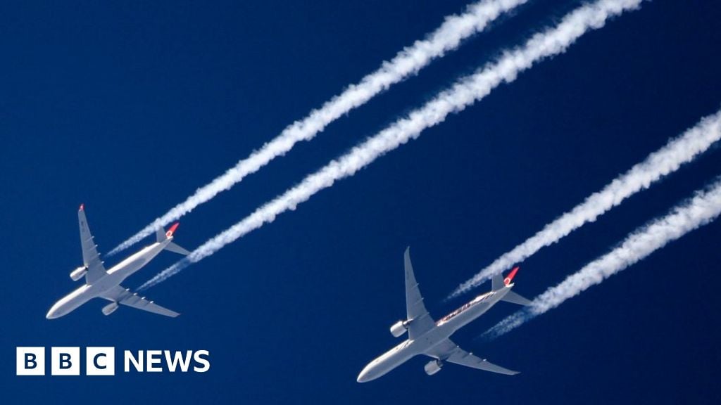 Cheap fix floated for contrail plane vapour's climate impact