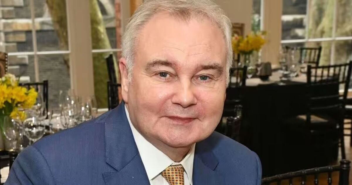 Eamonn Holmes pays emotional tribute to late father as fans all say same thing