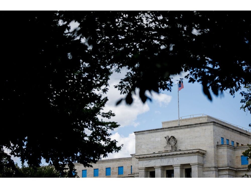 Fed Minutes Show Officials Prefer Future Rate Cuts to Be Gradual