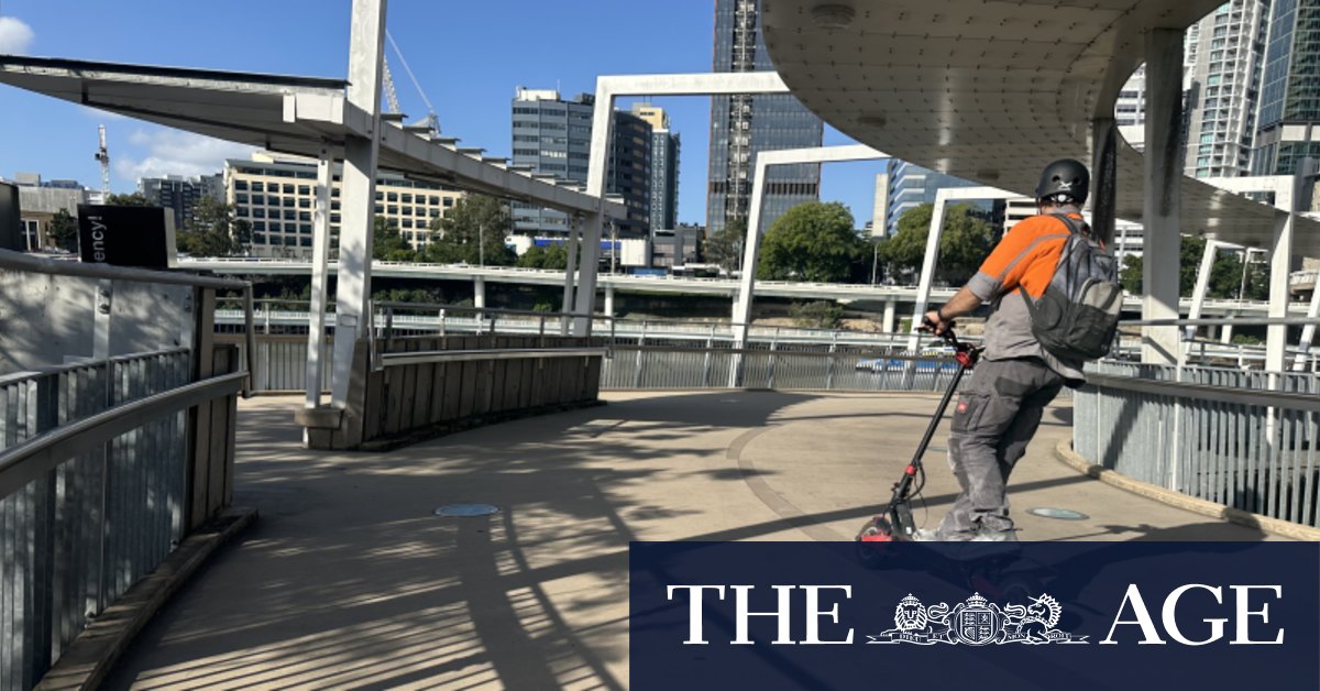 Full-face helmets urged for e-scooter riders after new safety study