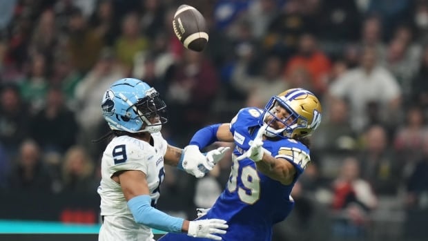 Grey Cup in photos: Bombers lead Argos 10-9 at halftime