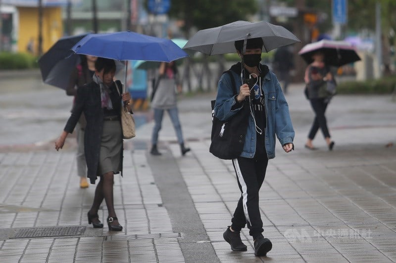 Heavy rain advisory issued for northern Taiwan