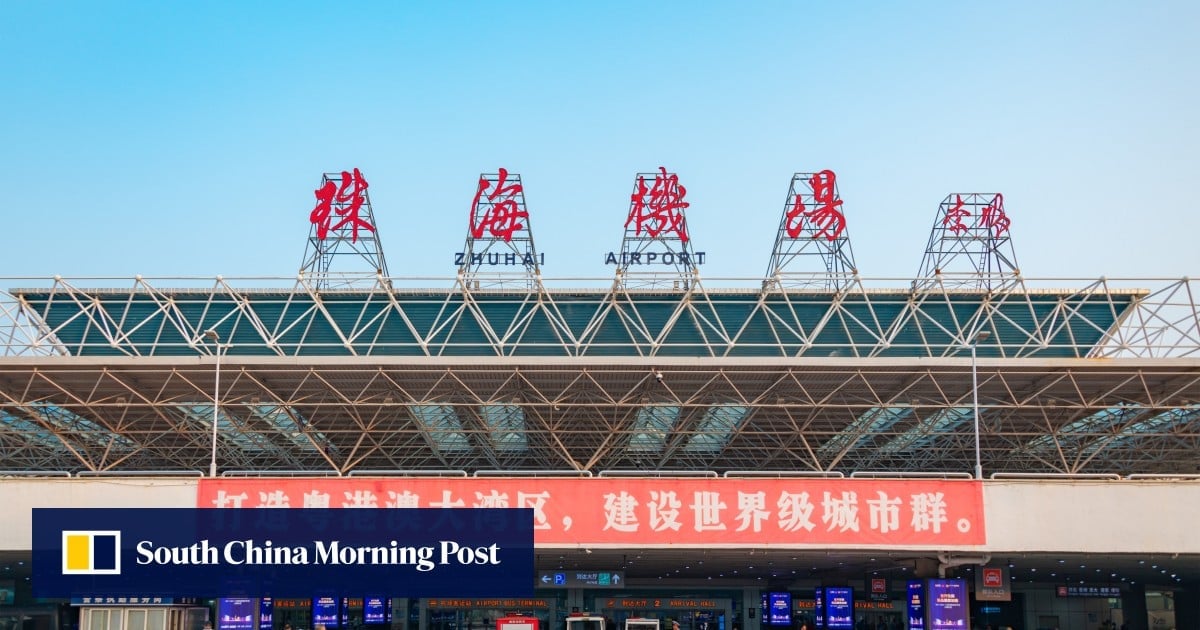 Hong Kong buys 35% stake in Zhuhai airport for 4.3 billion yuan