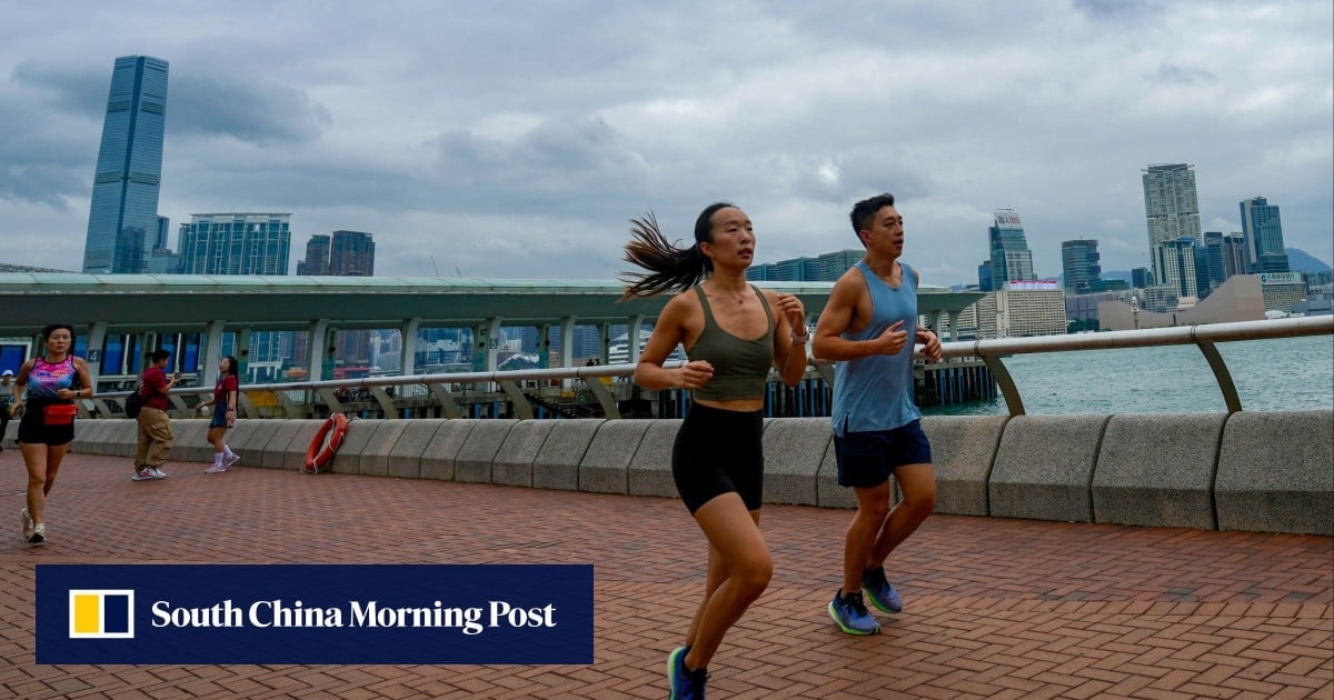 Hong Kong Observatory lowers typhoon signal to T1 as Yinxing gradually moves away