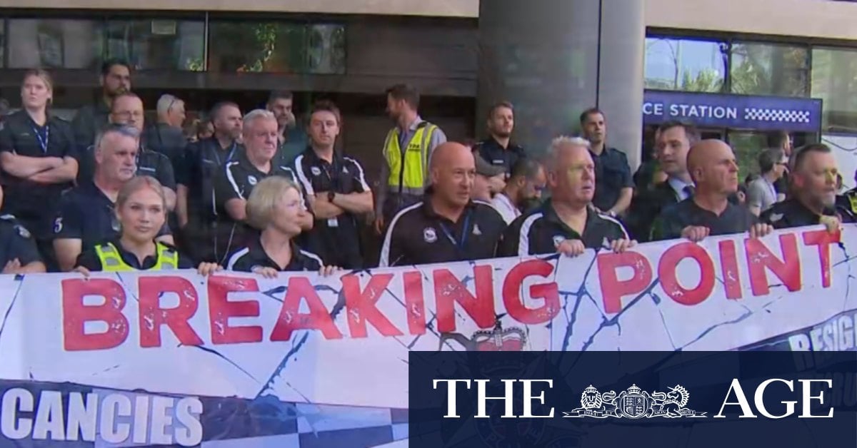 Hundreds of police officers walk off the job at Victorian headquarters