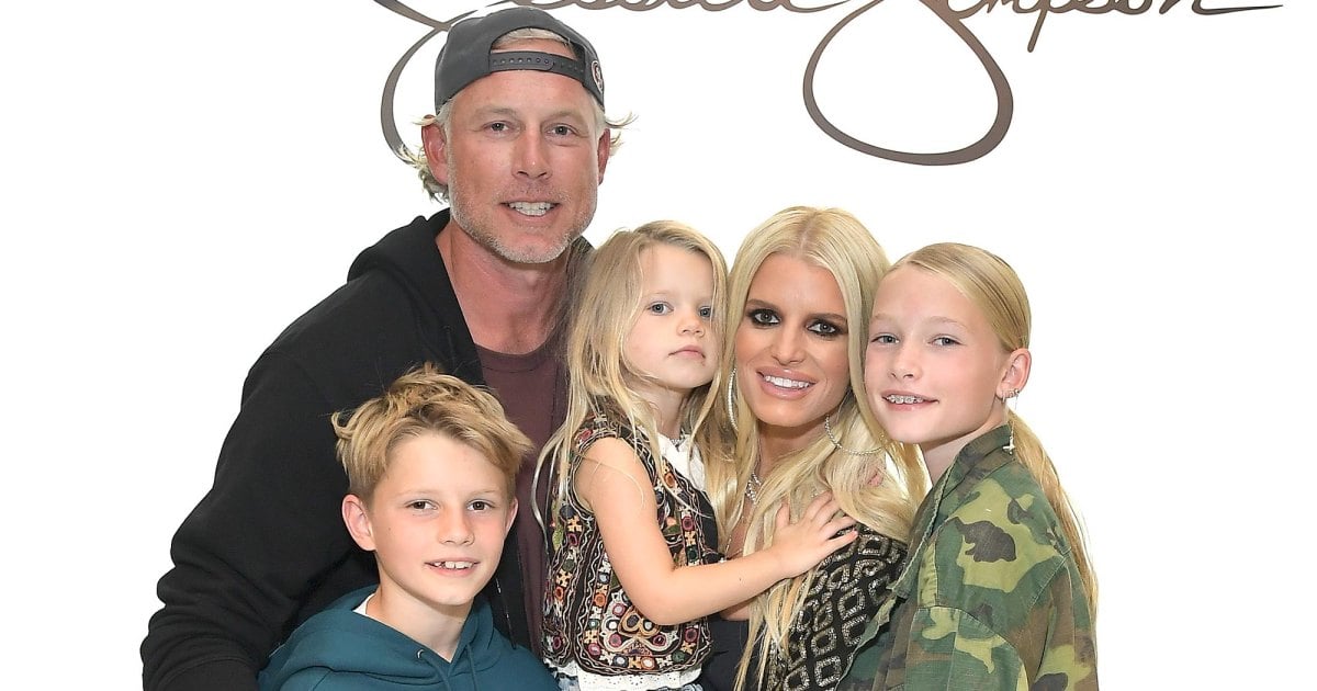 Inside Jessica Simpson and Eric Johnson's Holiday Plans Amid Separation