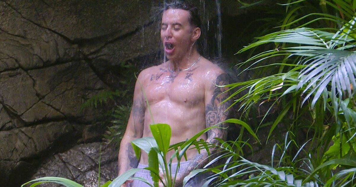 ITV I'm A Celeb fans 'spot winner' after campmate takes cold shower 