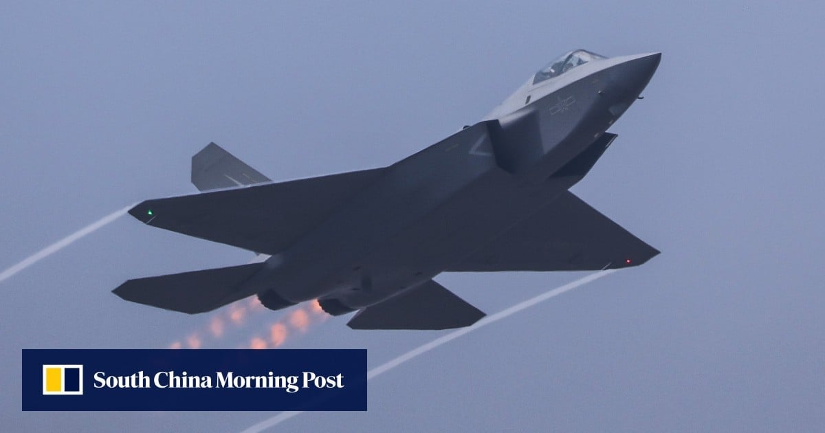 J-35A stealth fighter stars at Zhuhai air show, Trump praises Prabowo, Lahore pollution crisis and more latest videos