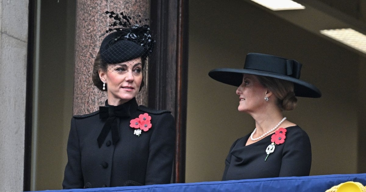 Kate Middleton Attends Remembrance Sunday Service With Prince William