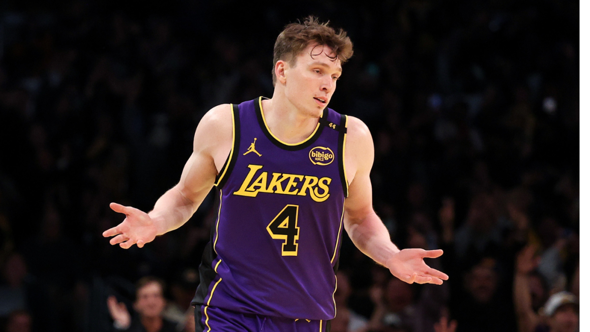  Lakers' Dalton Knecht continues to make compelling case for starting role as he ties rookie 3-point record 