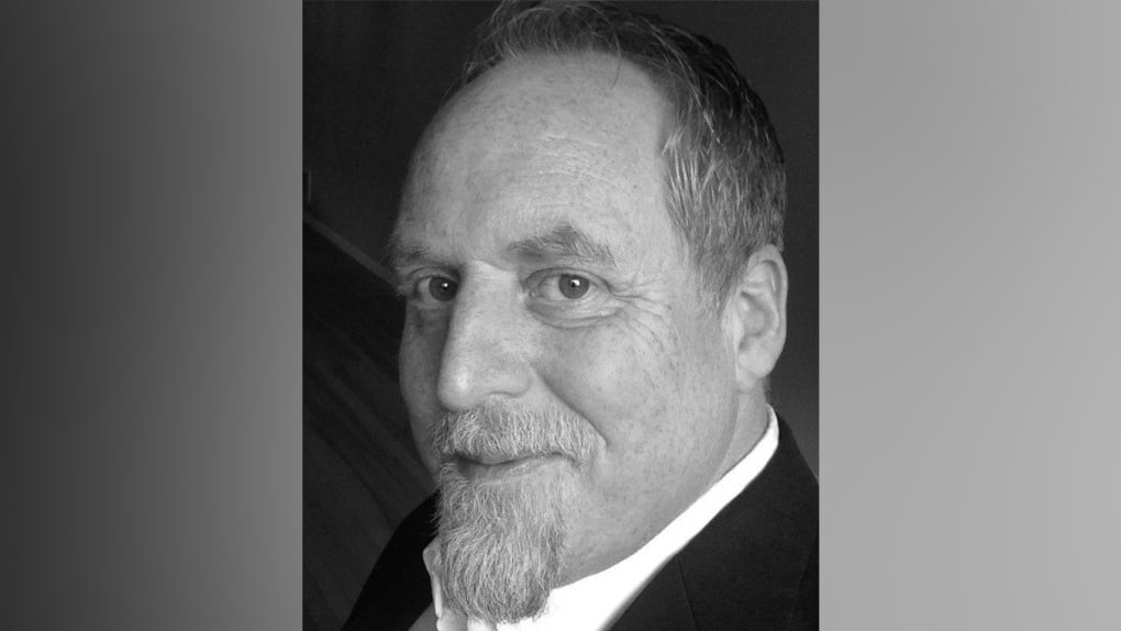 Longtime member of Edmonton theatre community dies during 'A Christmas Carol' performance