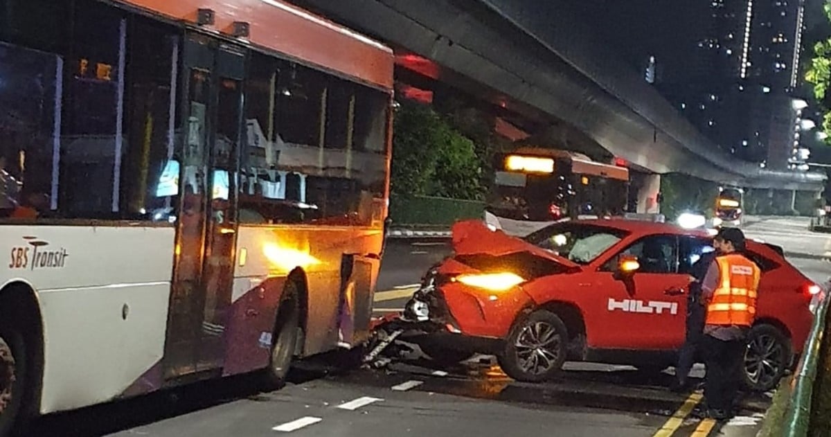 Man arrested for drink driving after collision with bus in Clementi