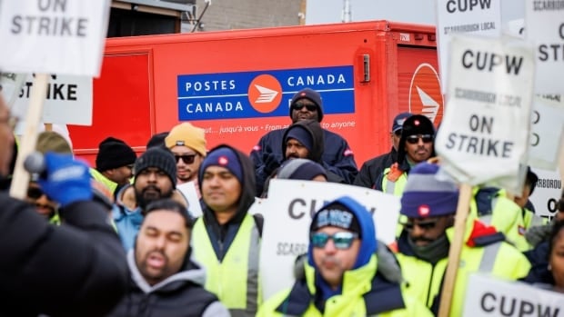 Mediation talks between Canada Post and union suspended