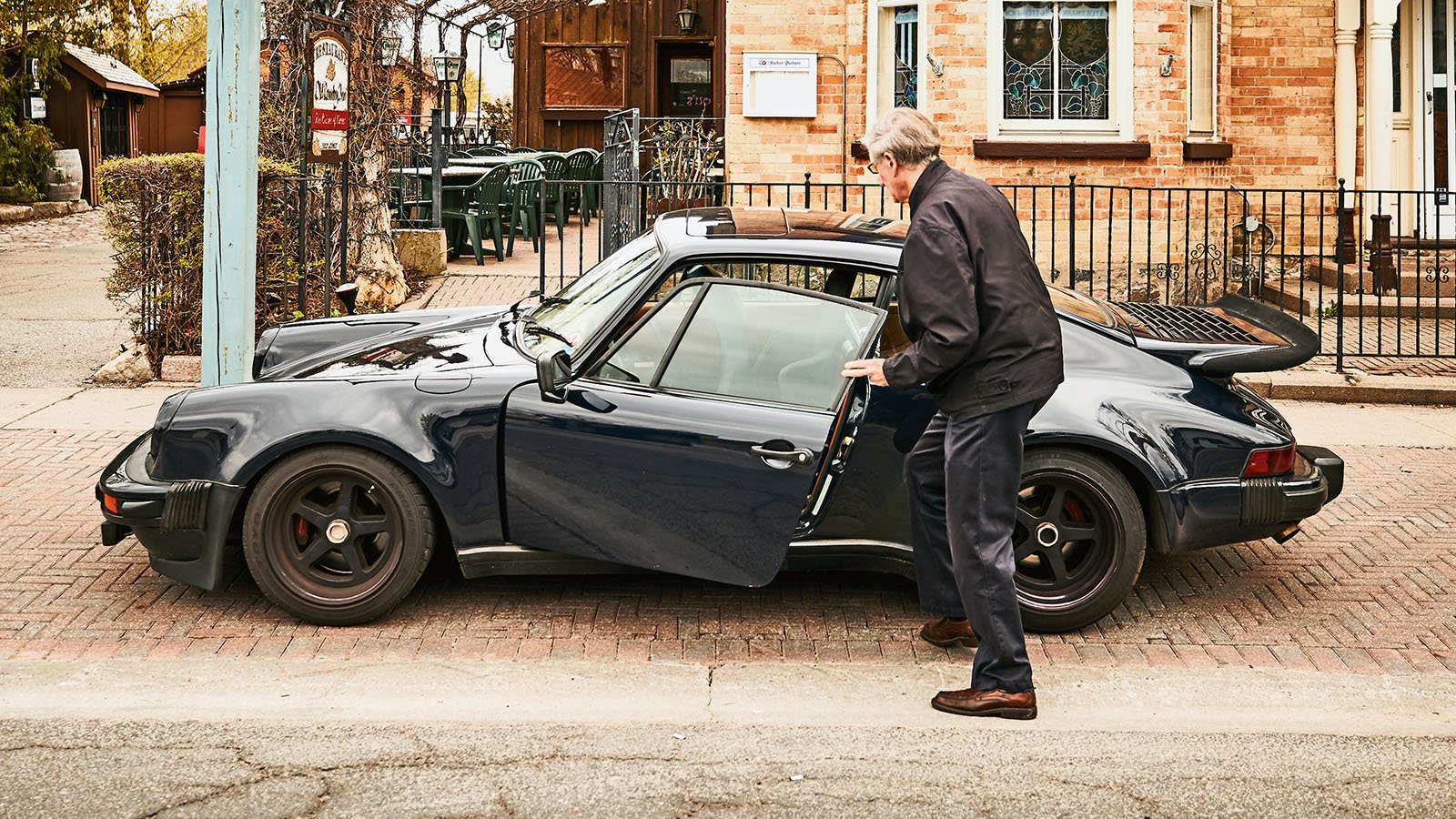 Meet The Porsche Owner Who Put Over 800,000 Miles On His Classic 911 Turbo