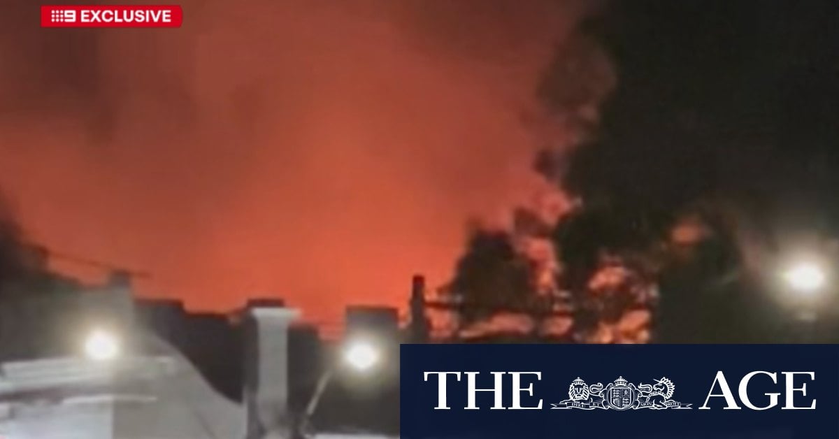 Melbourne nightclub destroyed by suspicious ferocious fire