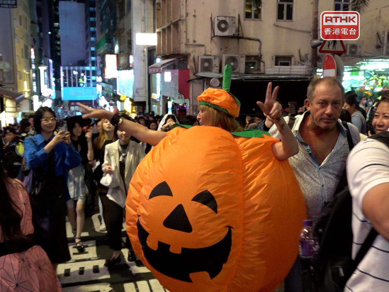 'Oct saw most non-mainland visitors to HK this year'