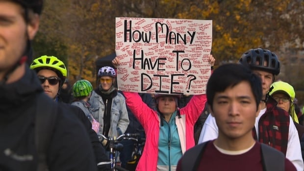 Ontario passes bill that allows major Toronto bike lanes to be ripped out