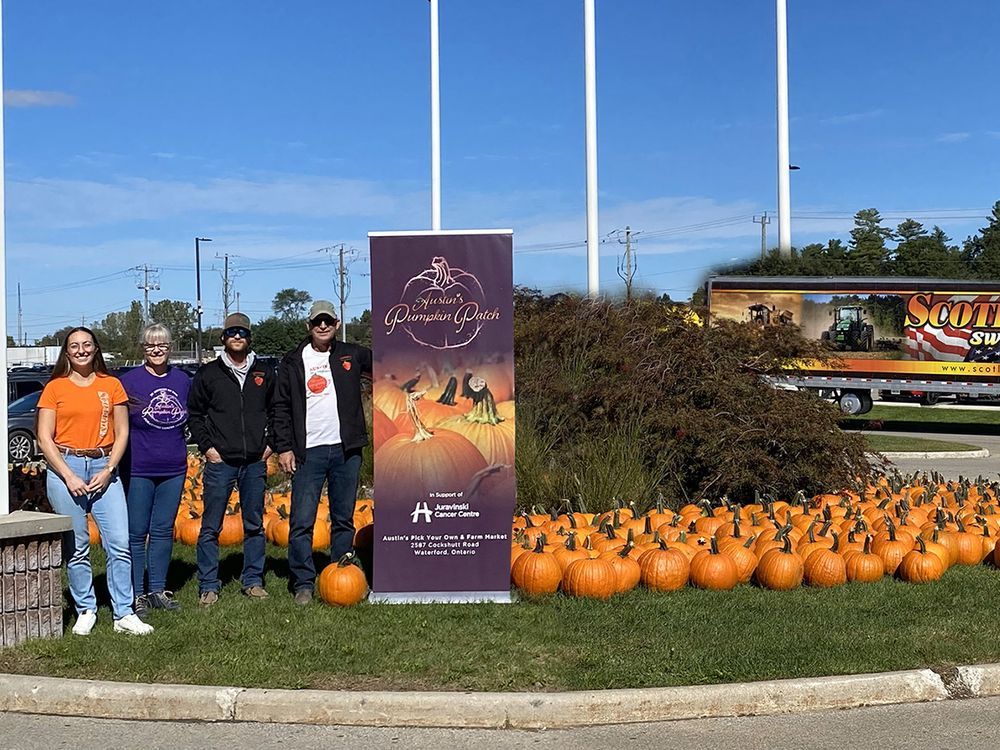 Scotlynn SweetPac Growers Help Raise $21,000 for Juravinski Cancer Centre Through Pumpkin Sales