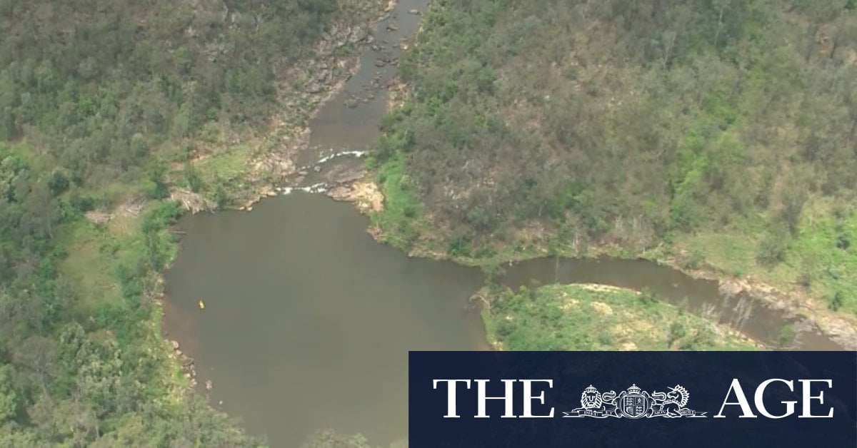 Search resumes for fisherman missing in the Nepean River