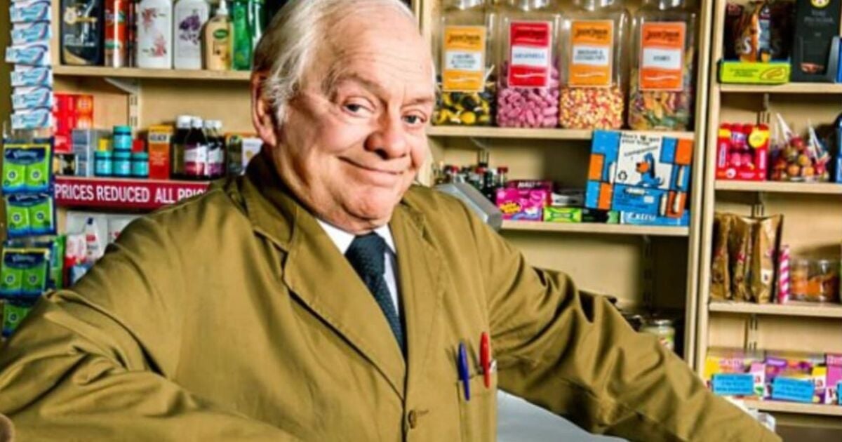 Sir David Jason's beloved show axe left star devastated as he issues plea to BBC 