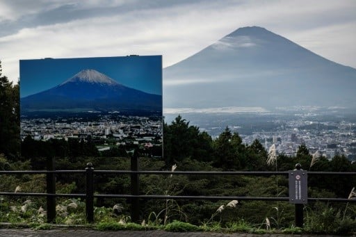 Snow forecast next week on Mount Fuji, at last