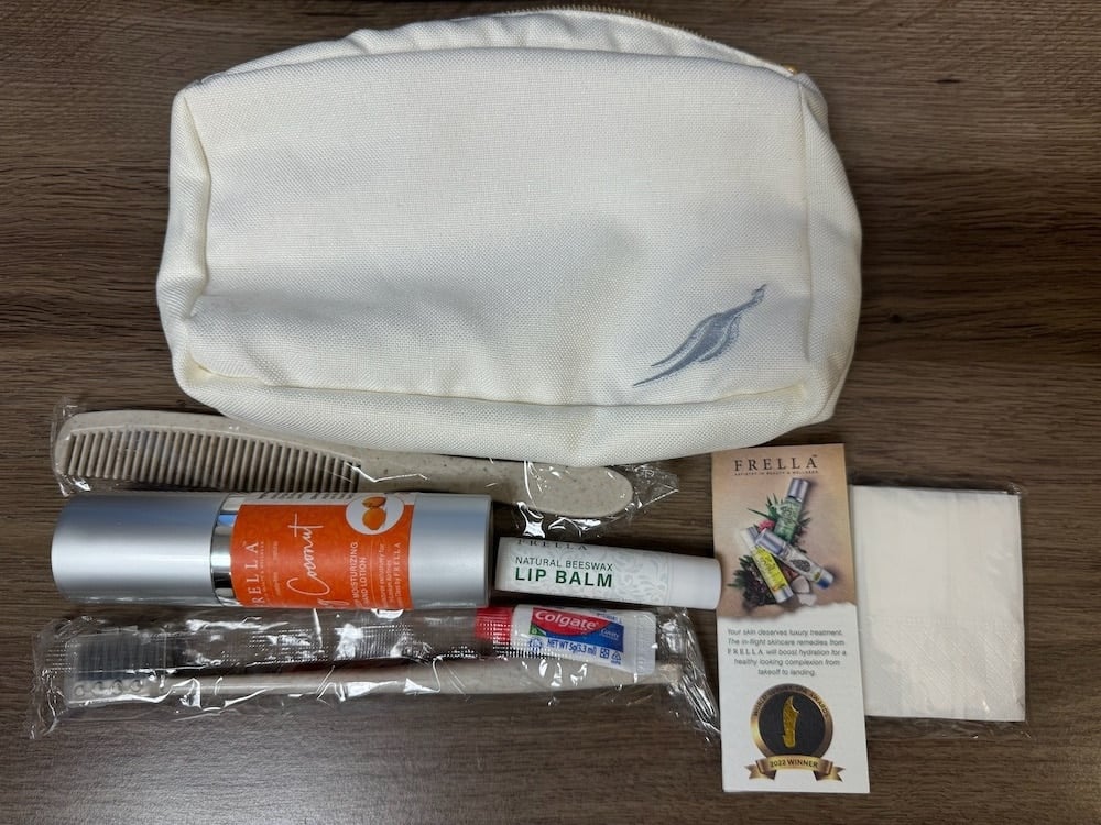 SriLankan Business Class Amenity Kit Review