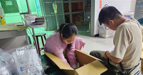 Supplies airlifted to Hsinchu mountain village cut off by typhoon