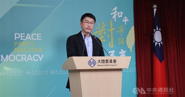 Taiwan urges China to lift study ban amid Chinese student group visit