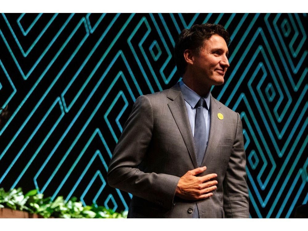 Trudeau Indicates Support for Scholz Speaking with Putin