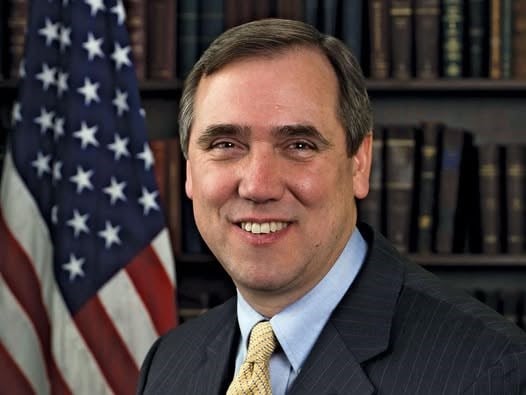 U.S. Senator Jeff Merkley visits Taiwan