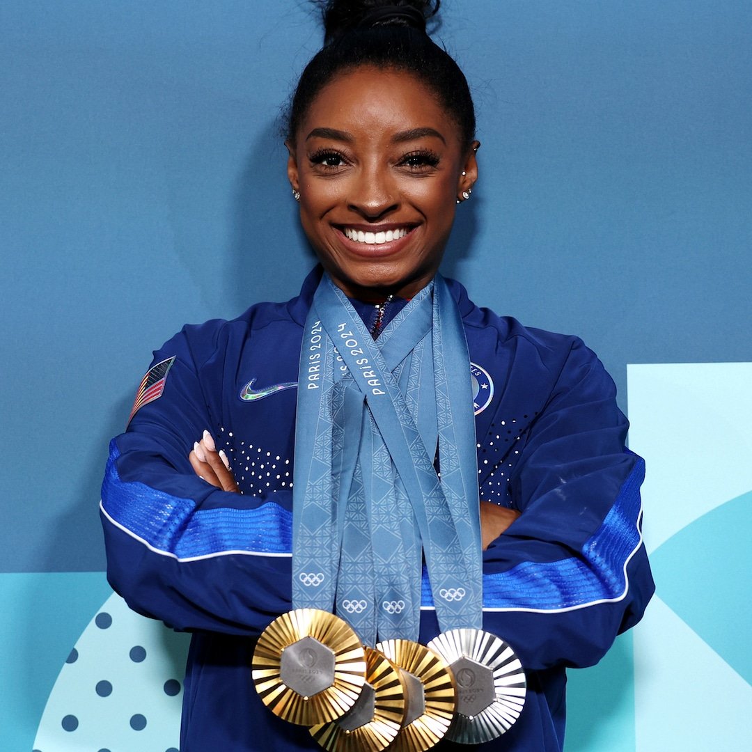  You'll Flip Over Simone Biles' Chic Hair Transformation 