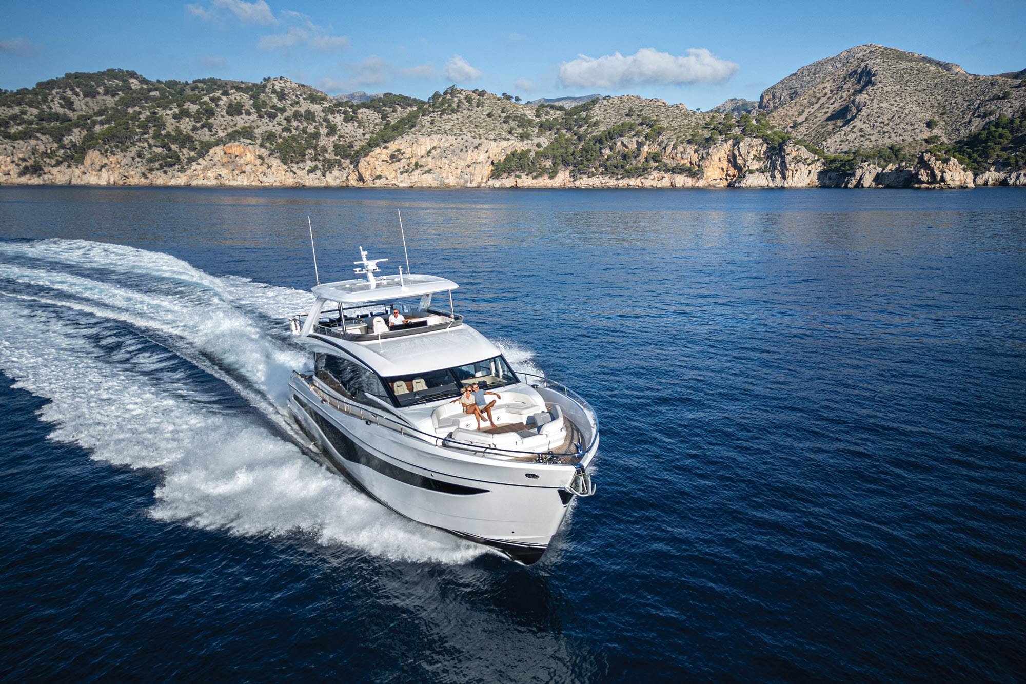 Reviewed: Princess Yachts Y80