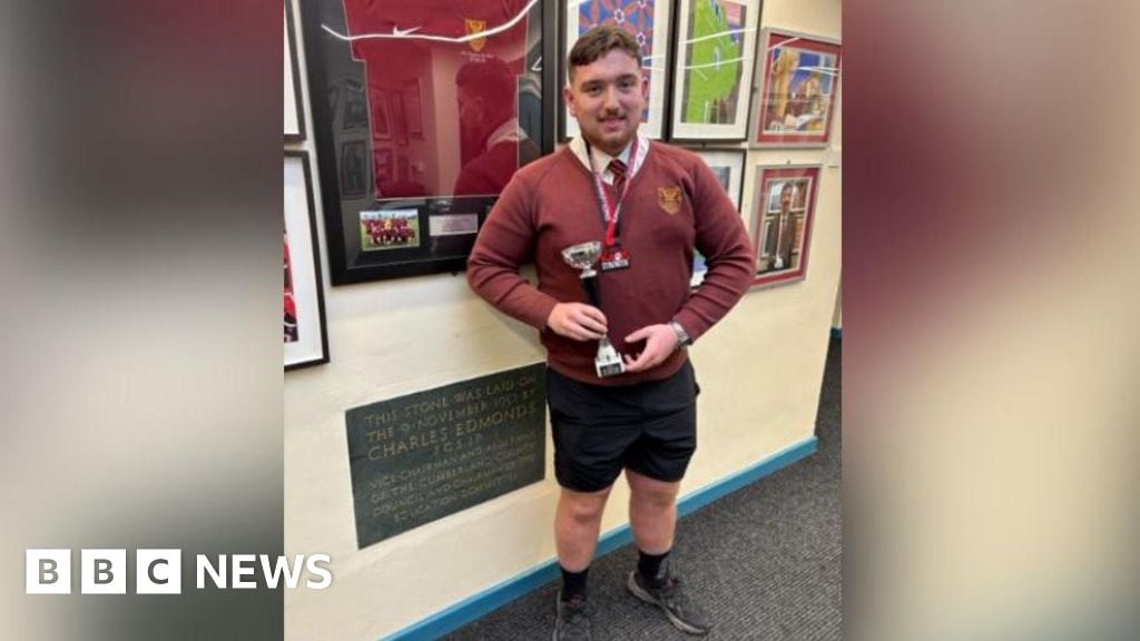 Boy, 15, crowned Britain's top young strongman